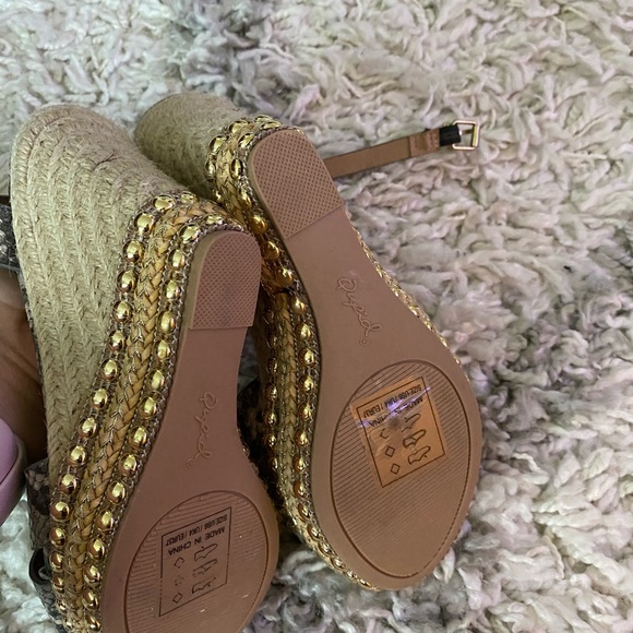 Wedges - Picture 3 of 3